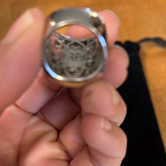 COPY - Effy Sterling Silver Sapphire Wave Ring size 7. Like New - Picture 3 of 3